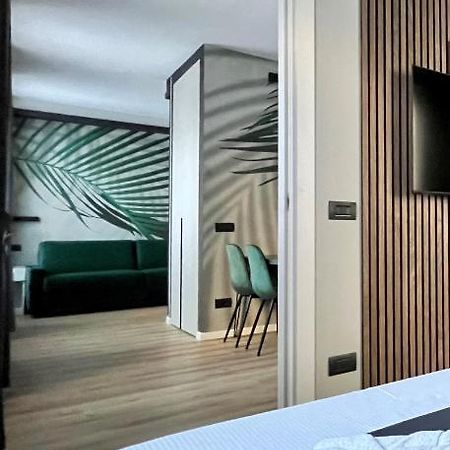 Prestige Duomo Apartment - Lake Como Exterior foto