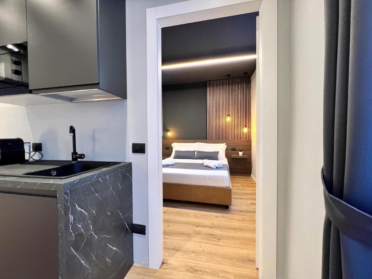 Prestige Duomo Apartment - Lake Como Exterior foto